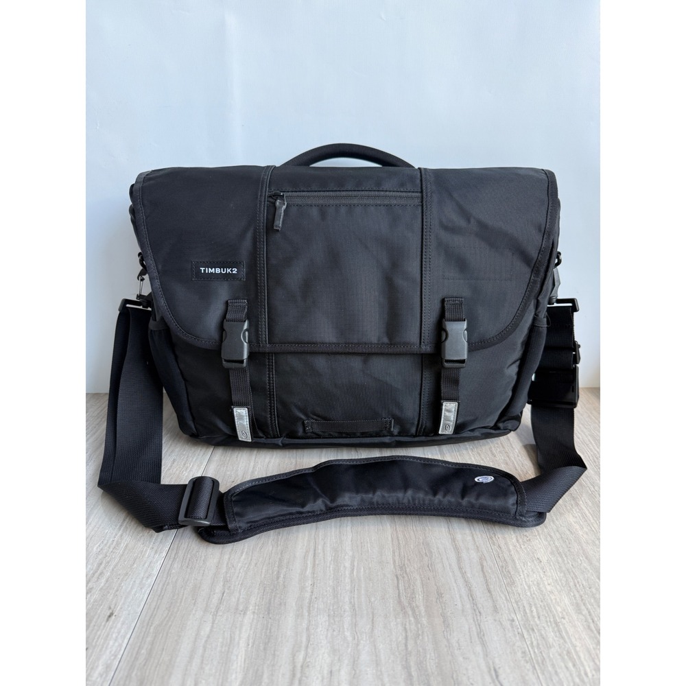 Timbuk2 Messenger Laptop Bag Black Nylon Crossbody Commuter Techwear Workwear